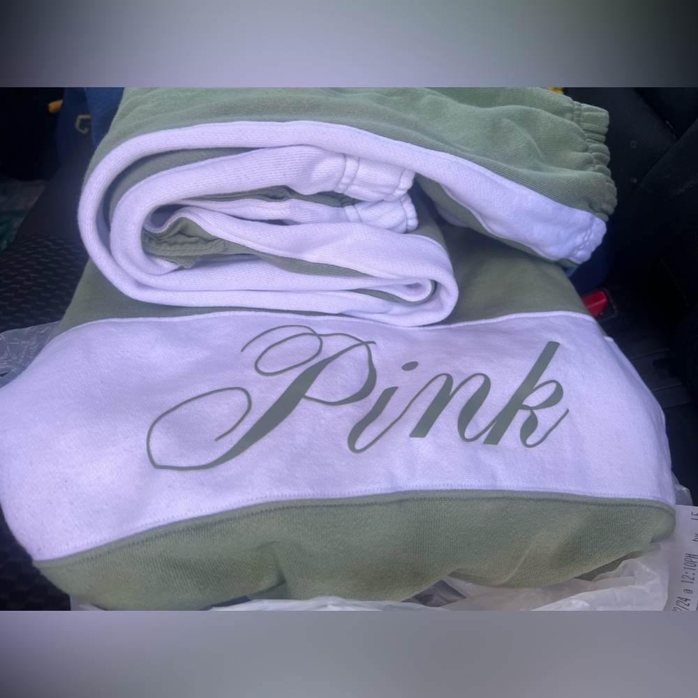 Pink matching set!